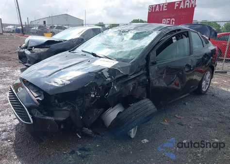 2017 Ford Focus Se z USA, uszkodzony, nr VIN 1FADP3F2XHL305514